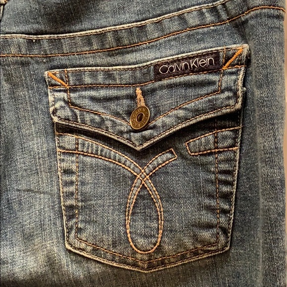 Calvin Klein Jeans - Picture 6 of 8